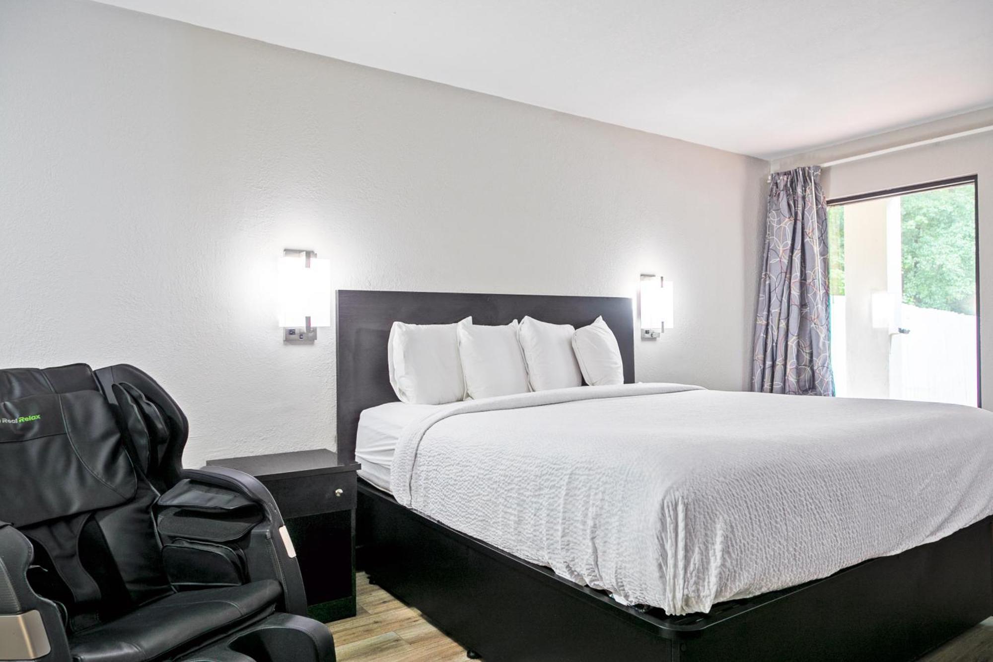 Days Inn By Wyndham Augusta Near Fort Gordon Extérieur photo
